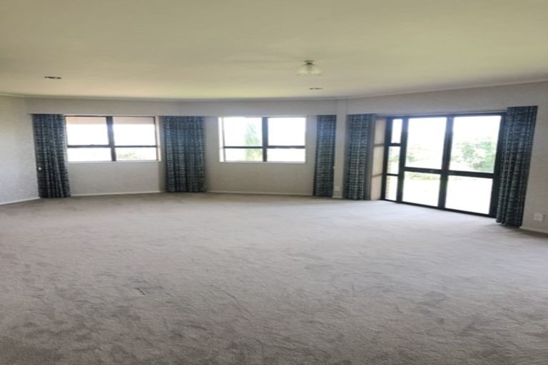 Photo of property in 15 Eclipse Place, Half Moon Bay, Auckland, 2012