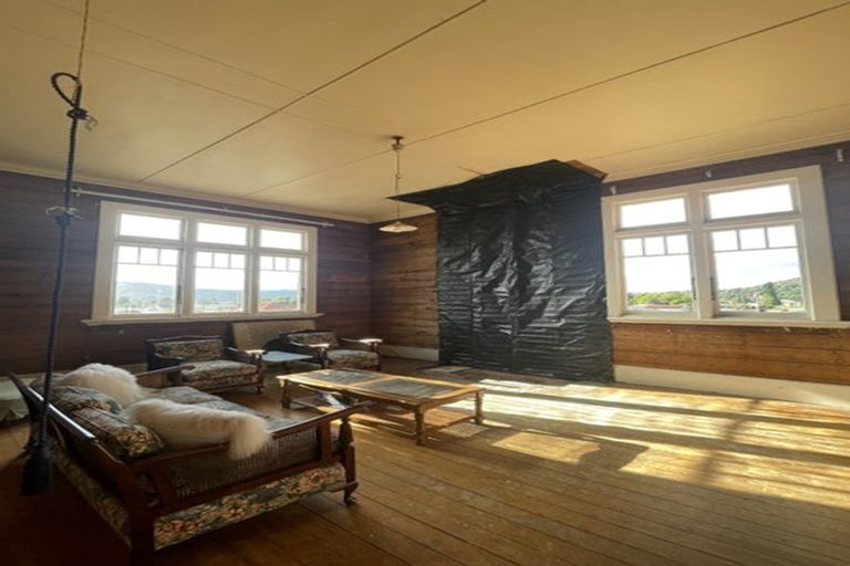 Photo of property in 28 Broadway, Reefton, 7830