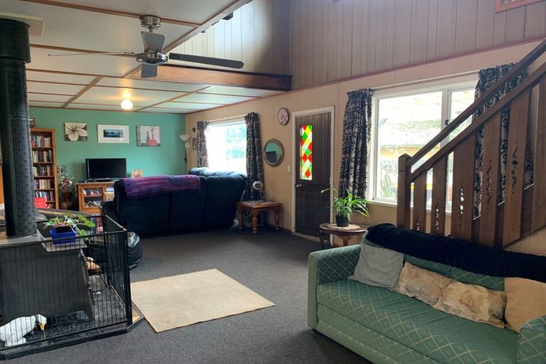 Photo of property in 21 Stirling Drive, Greymouth, 7805