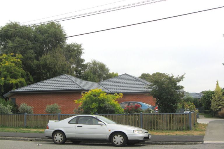 Photo of property in 133 Mcfaddens Road, St Albans, Christchurch, 8052