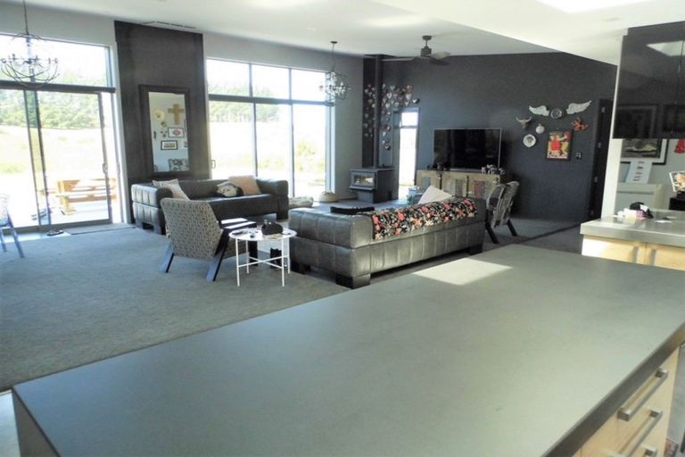 Photo of property in 33 Trailview Lane, Weston, Oamaru, 9401