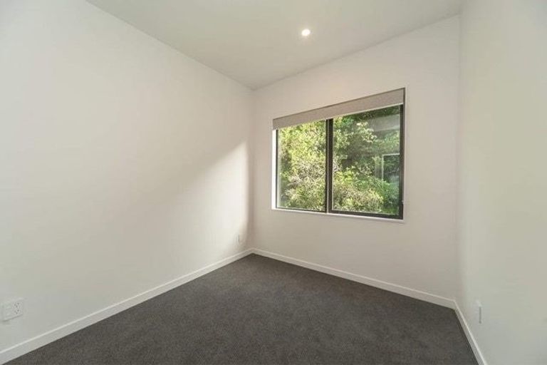 Photo of property in 52 High Street, Island Bay, Wellington, 6023