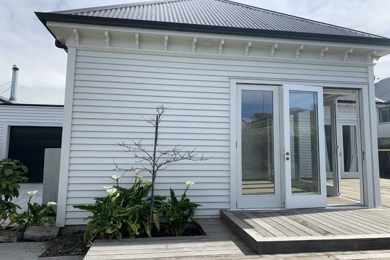Photo of property in 8 Bristol Street, St Albans, Christchurch, 8014