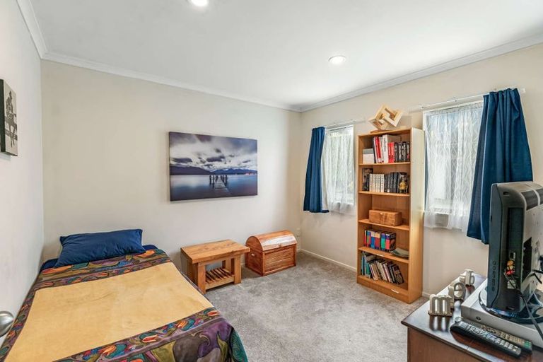 Photo of property in 18 Alverna View, Gulf Harbour, Whangaparaoa, 0930
