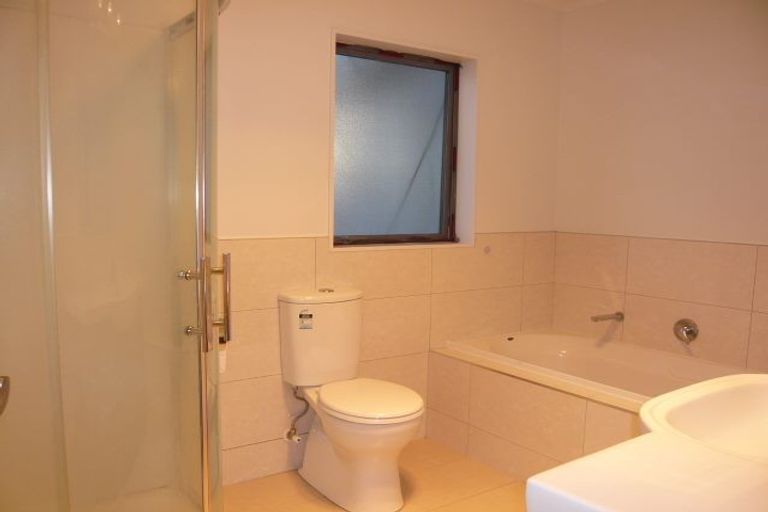 Photo of property in 16 Wessex Place, Rototuna North, Hamilton, 3210