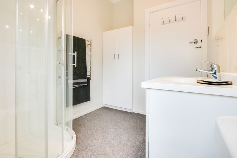 Photo of property in 8 Anzac Avenue, Onekawa, Napier, 4110