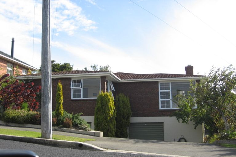 Photo of property in 20 Marewa Street, Kew, Dunedin, 9012