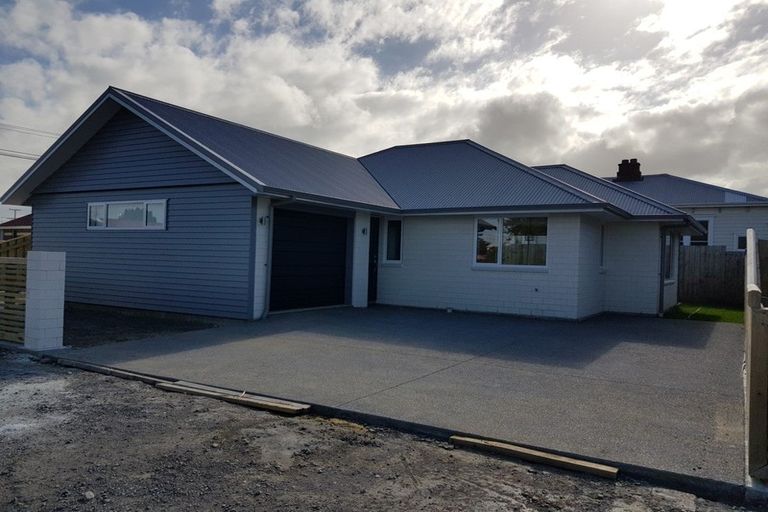 Photo of property in 12 Trustee Street, Masterton, 5810