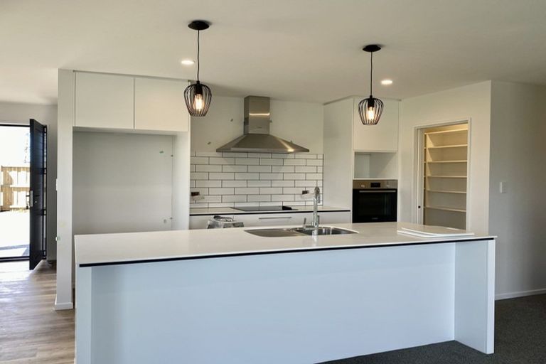 Photo of property in 8 Saddlers Lane, Yaldhurst, Christchurch, 8042