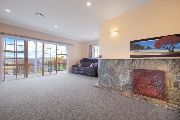 Photo of property in 37 Shepherd Road, Waipahihi, Taupo, 3330