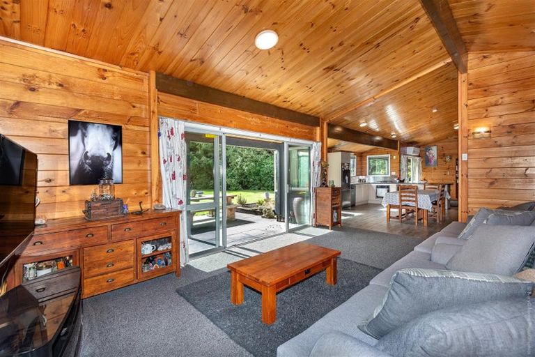 Photo of property in 2614 West Coast Road, Kirwee, Darfield, 7571