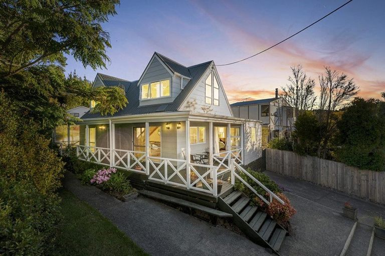 Photo of property in 83 Stillwater Crescent, Stillwater, Silverdale, 0993