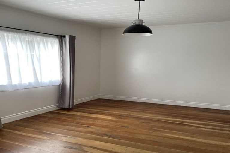 Photo of property in 15 Carter Terrace, Ohakune, 4625