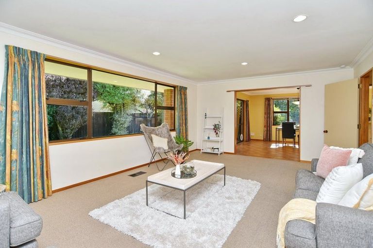 Photo of property in 2 Rex Place, Rangiora, 7400