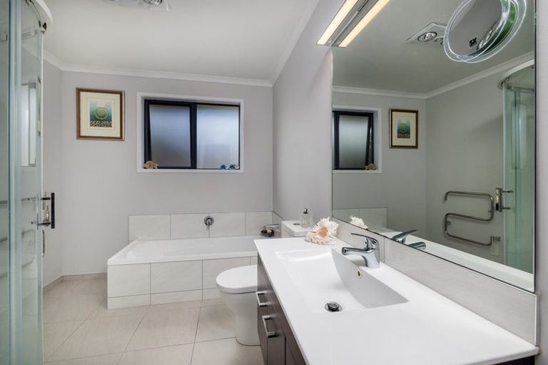 Photo of property in 5 Kilountain Place, Kerikeri, 0230