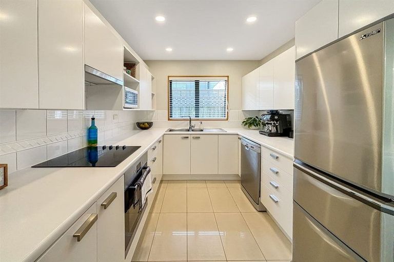 Photo of property in 30 Galway Avenue, Bryndwr, Christchurch, 8052