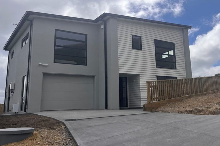 Photo of property in 24 Camber Drive, Whitby, Porirua, 5024