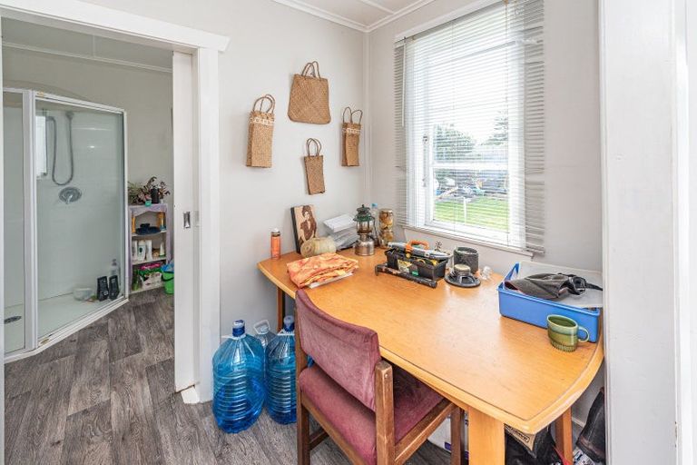 Photo of property in 10 Cornfoot Street, Castlecliff, Whanganui, 4501