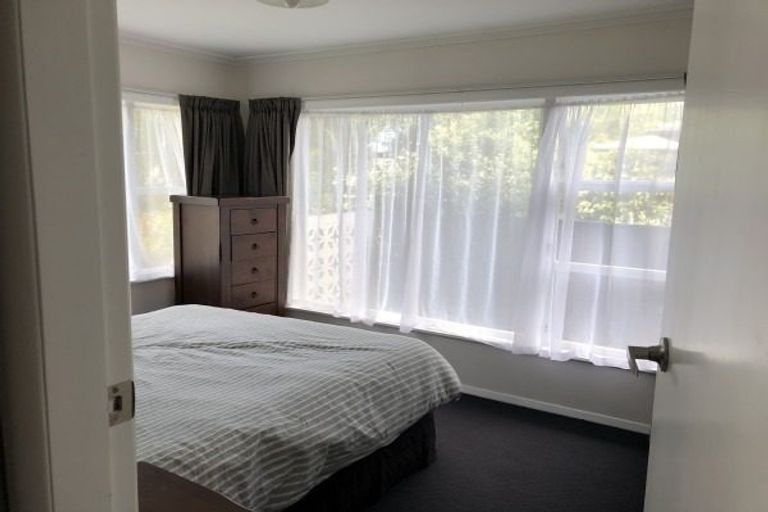 Photo of property in 16 Aspiring Avenue, Milson, Palmerston North, 4414