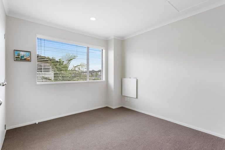 Photo of property in 28 Riviera Drive, Flat Bush, Auckland, 2019