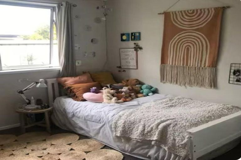 Photo of property in 18 Raiha Street, Papamoa Beach, Papamoa, 3118