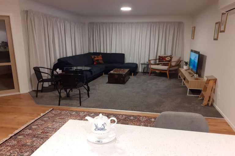 Photo of property in 33/64 Kawaha Point Road, Kawaha Point, Rotorua, 3010