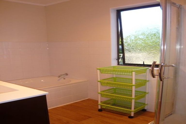 Photo of property in 4 Portree Place, Queenwood, Hamilton, 3210