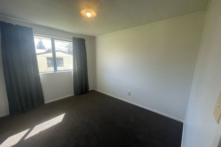 Photo of property in 1a Kent Road, Manurewa, Auckland, 2102