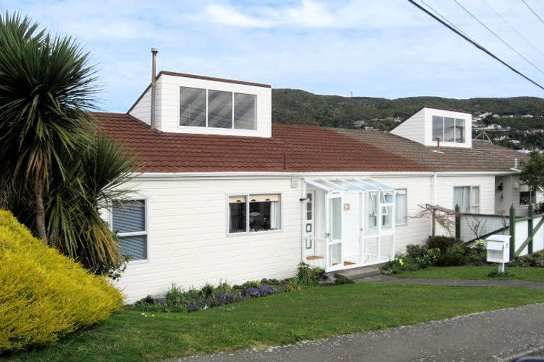 Photo of property in 19 Vera Street, Karori, Wellington, 6012