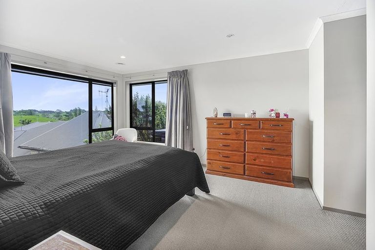 Photo of property in 4 Ashbourne Lane, Dinsdale, Hamilton, 3204