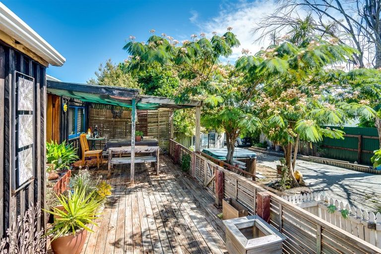 Photo of property in 1/422 Main North Road, Bay View, Napier, 4104