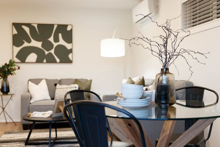 Photo of property in 1/19 Ruakiwi Road, Hamilton Lake, Hamilton, 3204