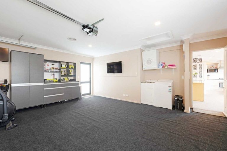 Photo of property in 58 Staithes Drive North, Whitby, Porirua, 5024