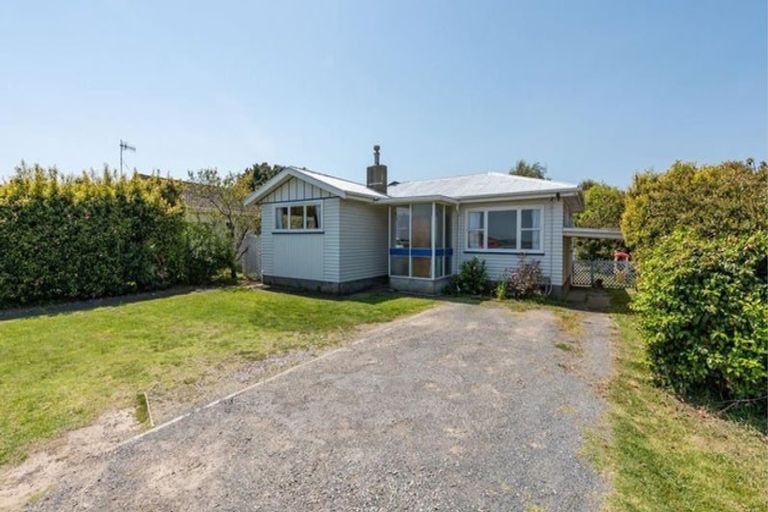 Photo of property in 64 Kapiti Road, Paraparaumu, 5032
