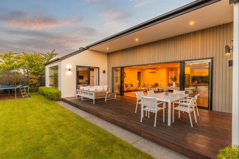 Photo of property in 18 Karere Avenue, Marshland, Christchurch, 8083