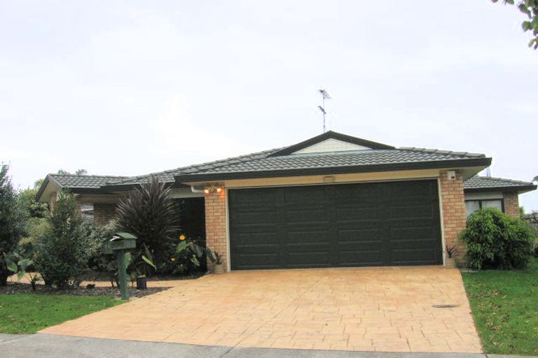 Photo of property in 38 Te Wharau Drive, Greenhithe, Auckland, 0632