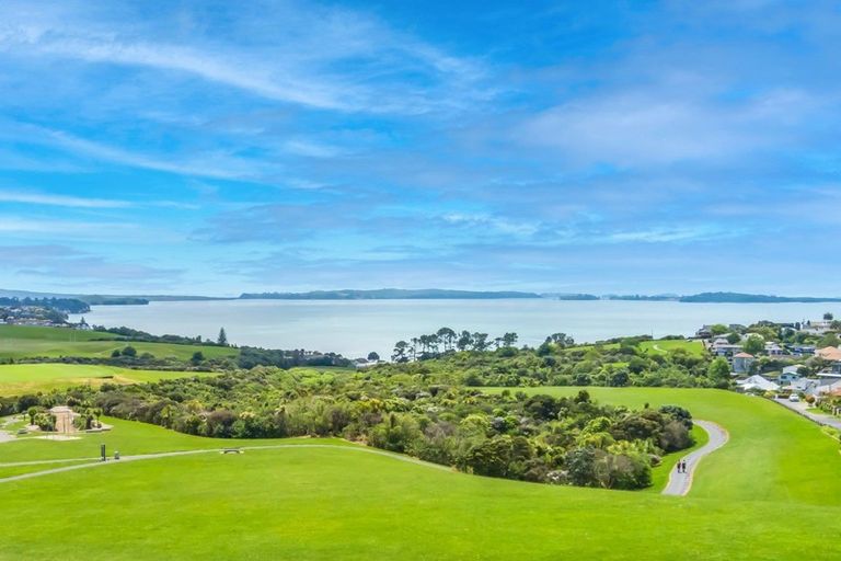 Photo of property in 111 Macleans Road, Bucklands Beach, Auckland, 2014