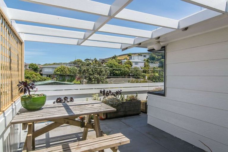 Photo of property in 128 Ironside Road, Johnsonville, Wellington, 6037