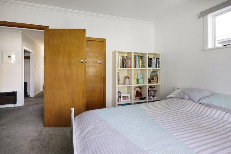 Photo of property in 7 Hursthouse Street, Vogeltown, New Plymouth, 4310