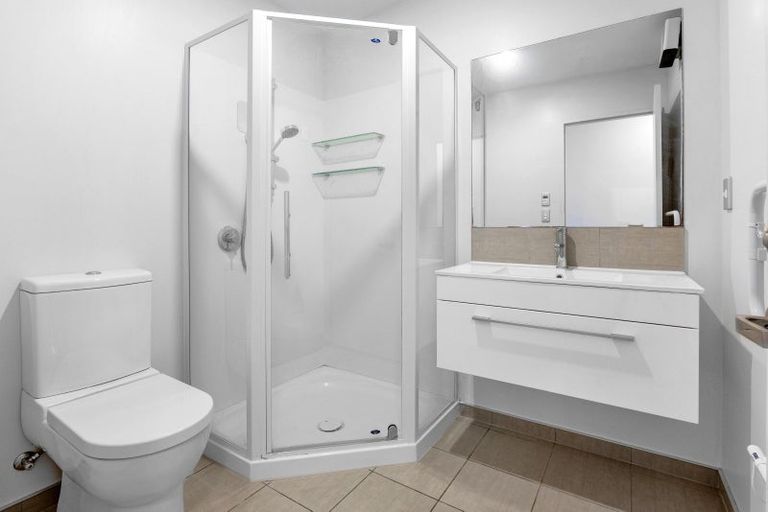 Photo of property in 18 Date Crescent, Aidanfield, Christchurch, 8025