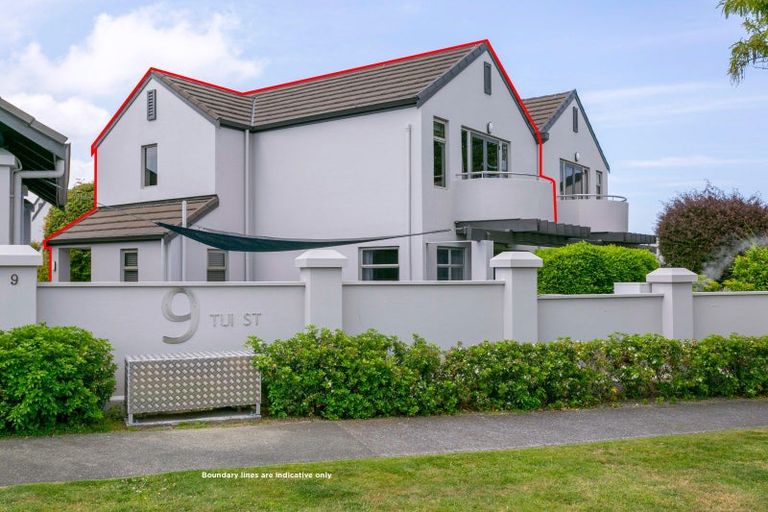 Photo of property in 1/7 Tui Street, Torbay, Auckland, 0630