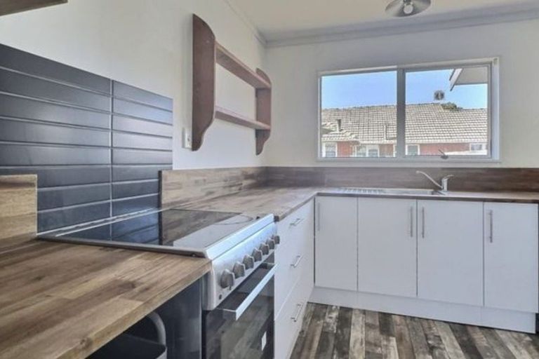 Photo of property in 23a Kettle Crescent, Marewa, Napier, 4110