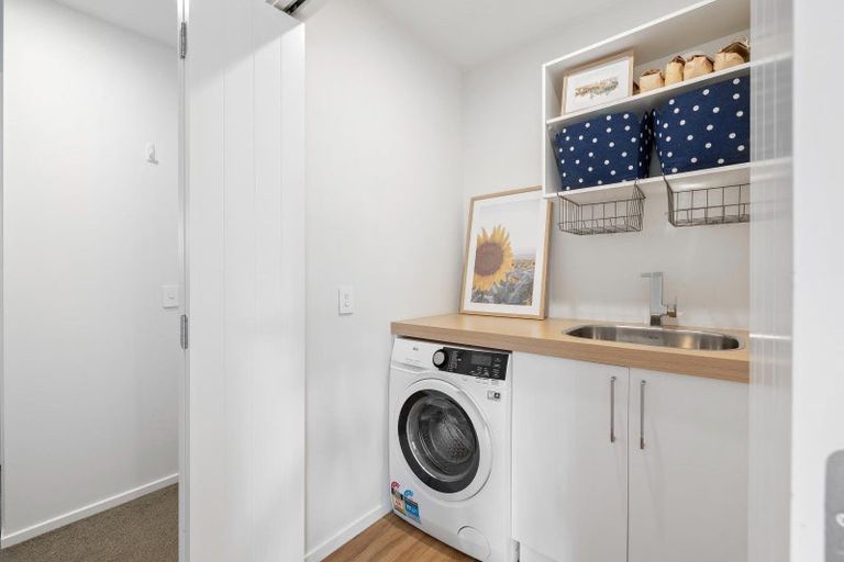 Photo of property in 32 Stratford Drive, Mount Pisa, Cromwell, 9383