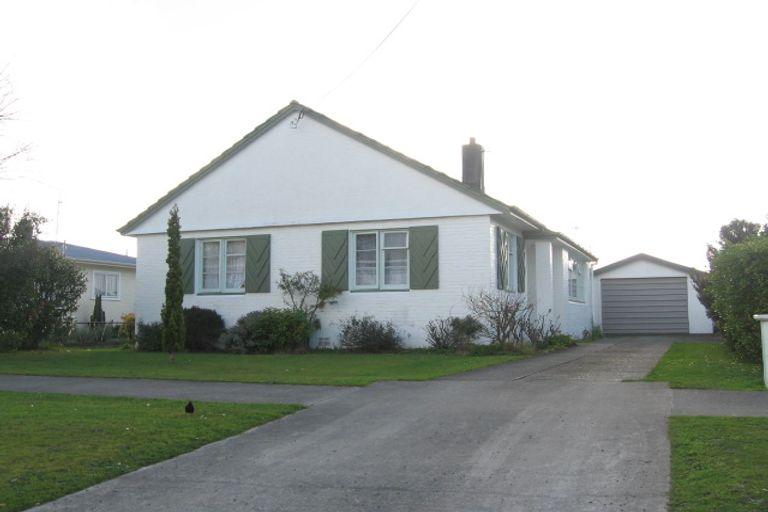 Photo of property in 18 Monmouth Street, Feilding, 4702