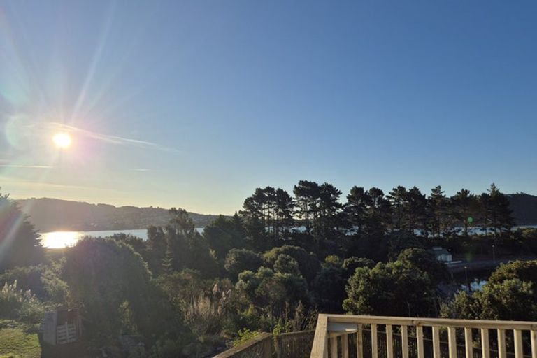 Photo of property in 12 Papakowhai Road, Papakowhai, Porirua, 5024