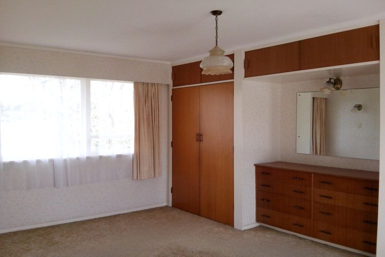 Photo of property in 62 Pupuke Road, Hillcrest, Auckland, 0627