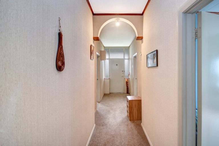 Photo of property in 37 Oxford Street, South Dunedin, Dunedin, 9012