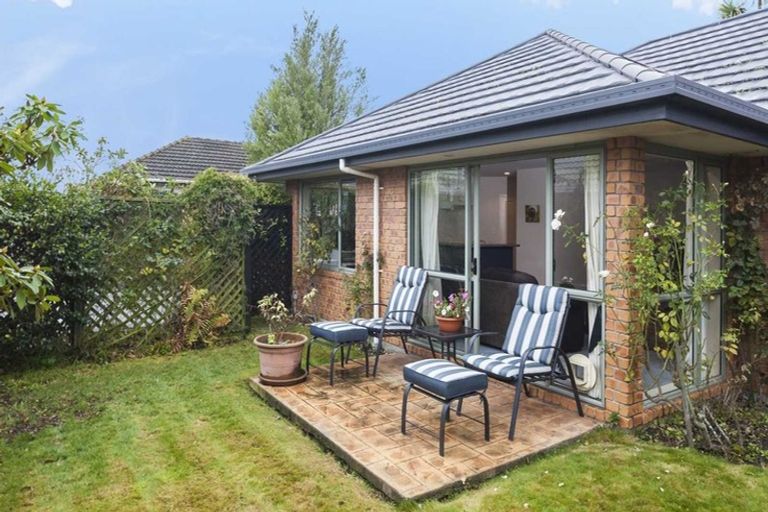 Photo of property in 2/7 Worthy Street, Ilam, Christchurch, 8041