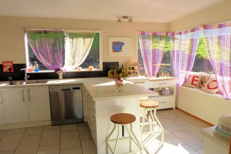 Photo of property in 52 Park Terrace, Corsair Bay, Lyttelton, 8082