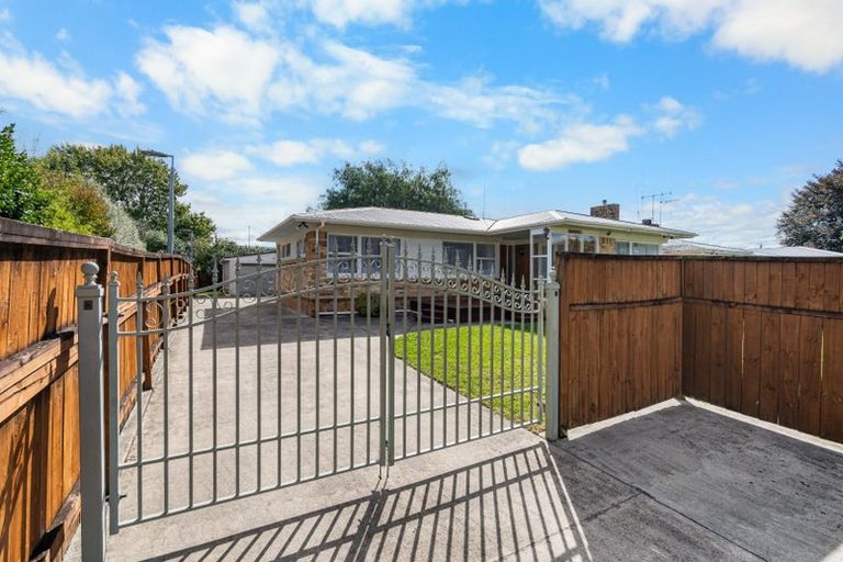 Photo of property in 19 Rutherford Street, Chedworth, Hamilton, 3210